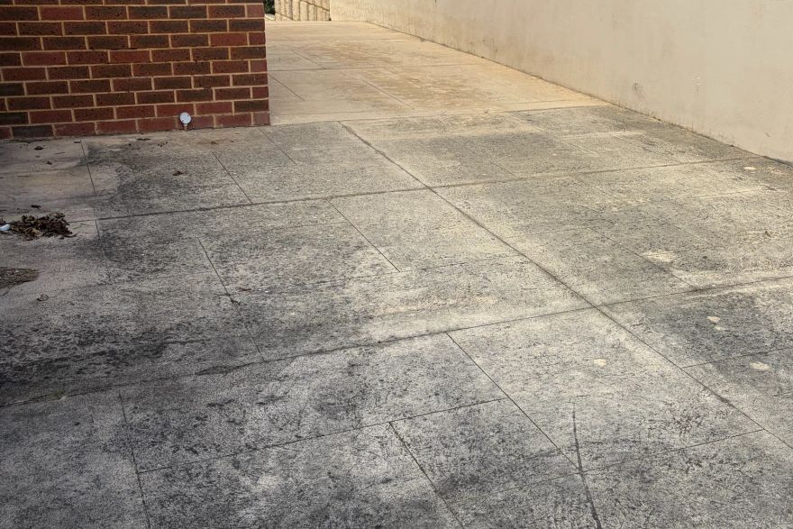 Liquid Limestone cleaning: before