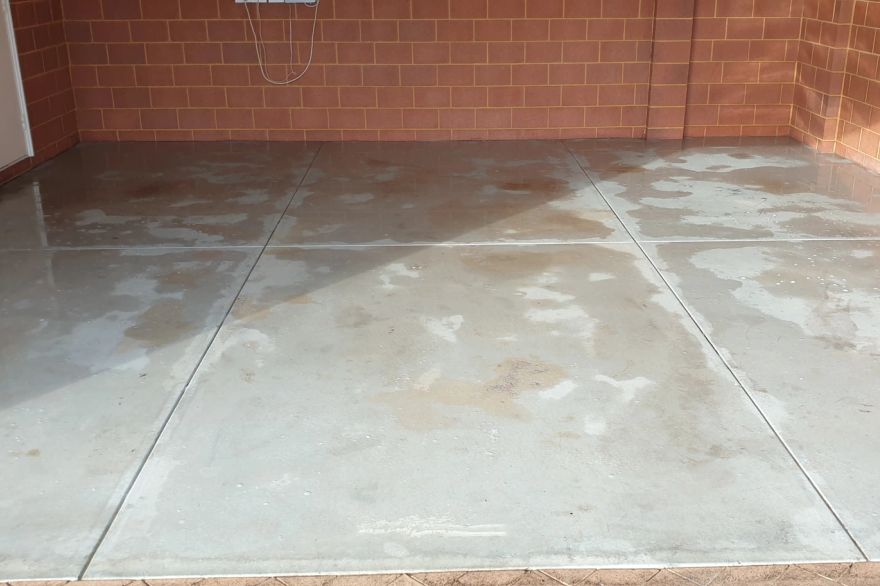 Concrete carport cleaning: after