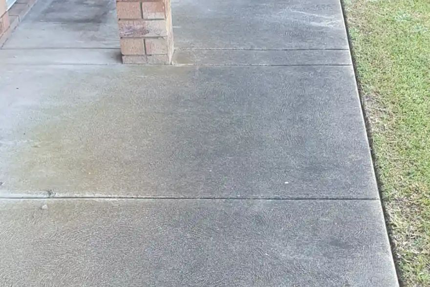 Concrete cleaning: before