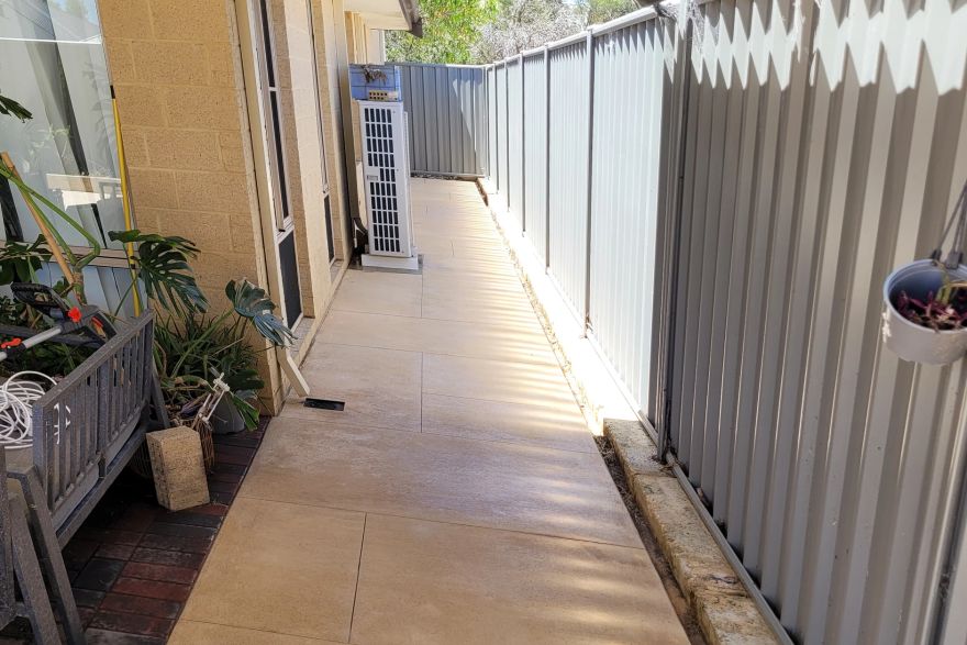 Before and after cleaning on liquid limestone: after