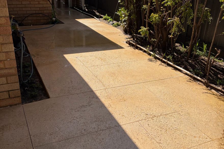 Before and after cleaning on liquid limestone: after