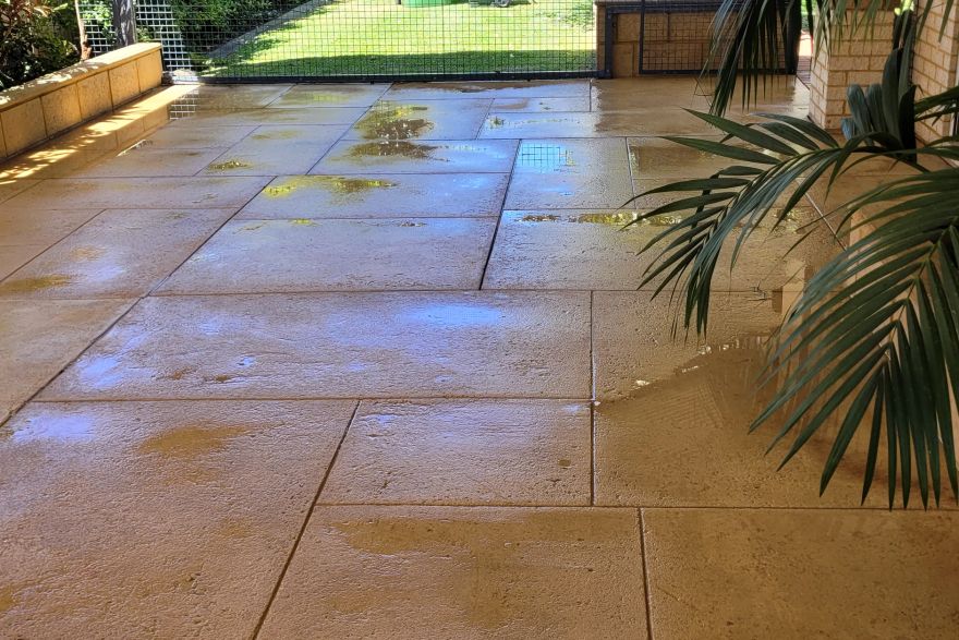 Before and after cleaning on liquid limestone: after