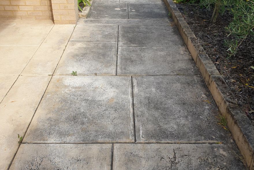 Before and after cleaning on liquid limestone · Path: before