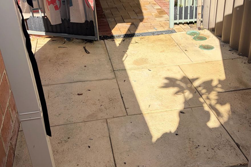 Before and after cleaning on liquid limestone: after