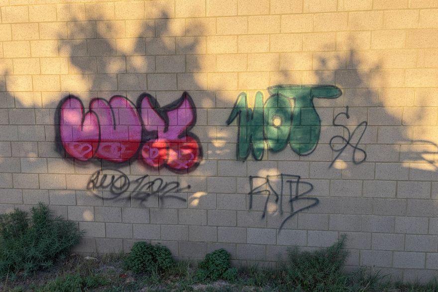 Before and after graffiti: before