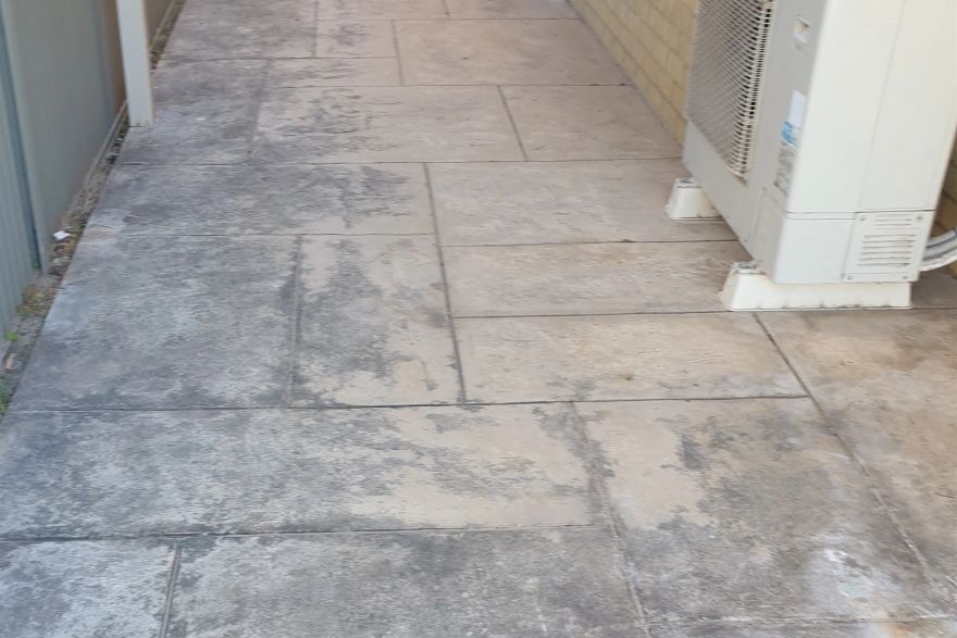 Before and after cleaning on liquid limestone · Path: before