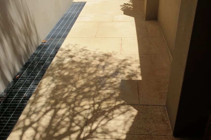 Before and after cleaning on liquid limestone: after