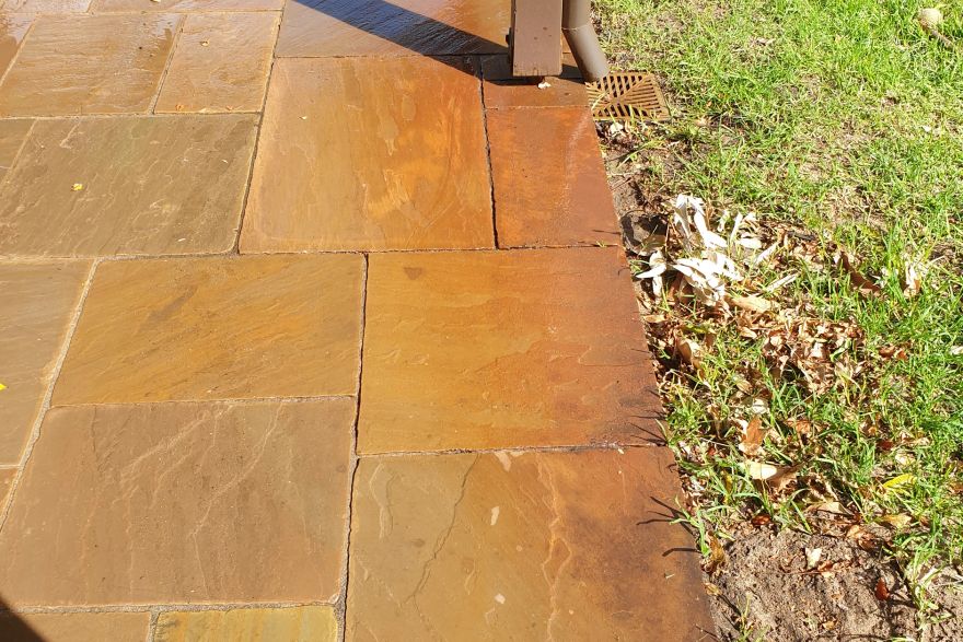 Before and after rust / bore stains on natural stone: before