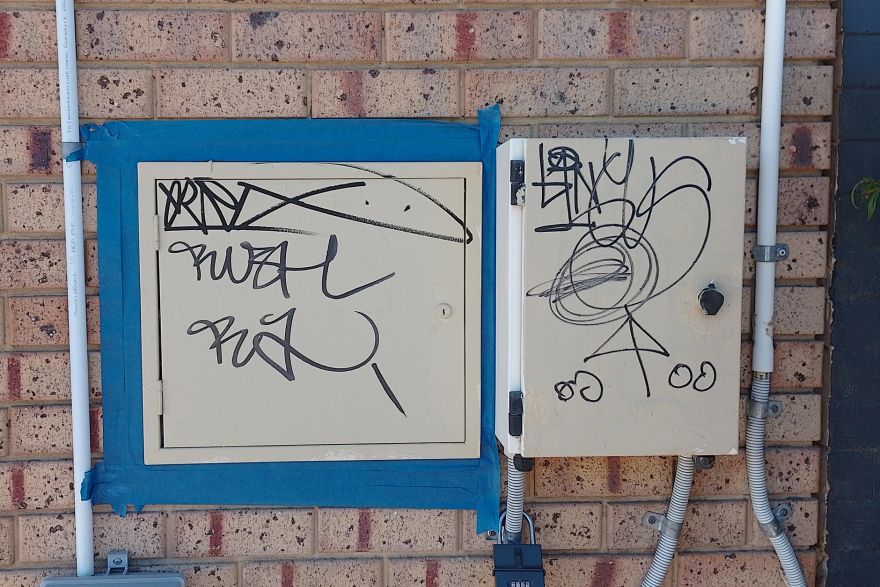 Before and after graffiti: before