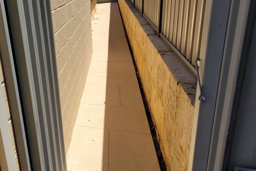Before and after cleaning on liquid limestone: after