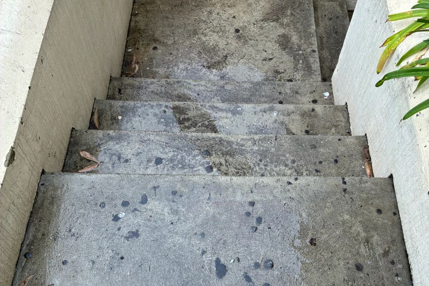 Concrete stairs: before